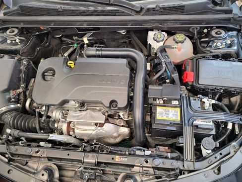 Used 2023 Chevrolet Malibu LS FWD image 30