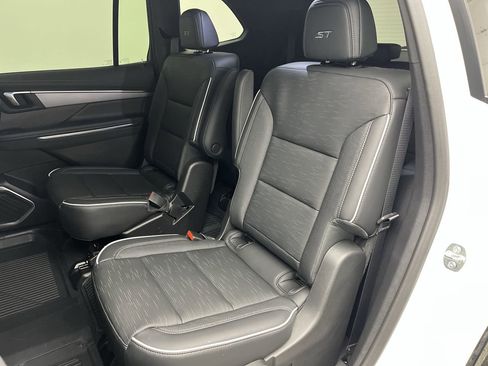 New 2026 Buick Enclave Sport Touring w/ Power Package image 12