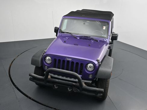 Used 2018 Jeep Wrangler Unlimited Sport S AWD/4WD image 11