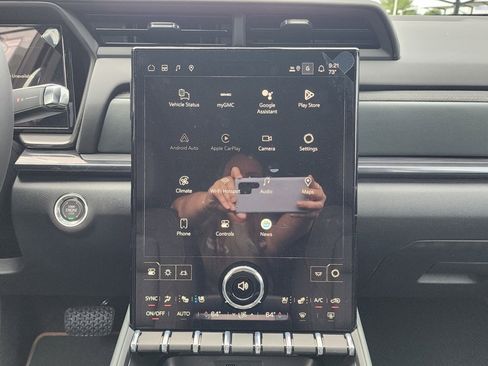 New 2026 GMC Terrain AT4 w/ Convenience Package III image 28