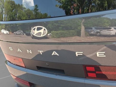 Used 2025 Hyundai Santa Fe SEL AWD/4WD image 34