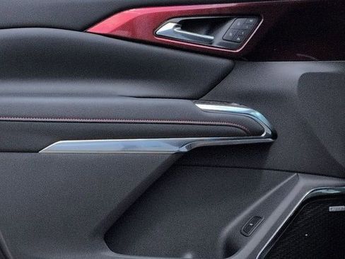 New 2026 Chevrolet Traverse RS FWD image 9