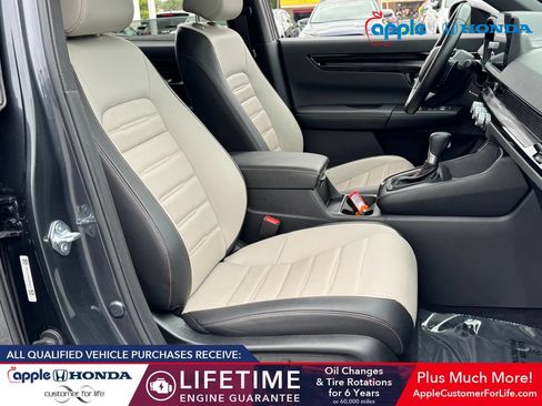 Used 2025 Honda CR-V Sport Touring image 22