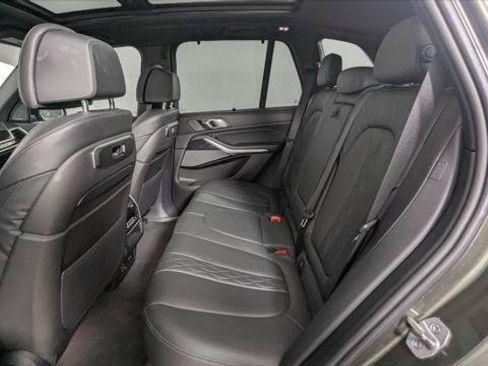Used 2024 BMW X5 sDrive40i w/ Executive Package RWD image 18