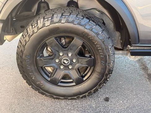 Used 2024 Ford Bronco Black Diamond image 26