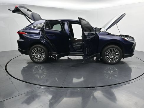 Used 2021 Toyota Venza Limited w/ Carpet Mat Package (TMS) AWD/4WD image 27