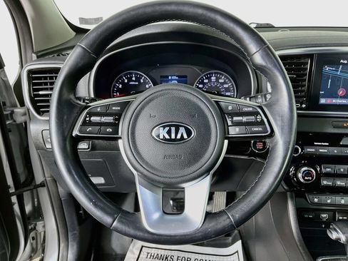 Used 2022 Kia Sportage EX w/ EX Technology Package FWD image 13