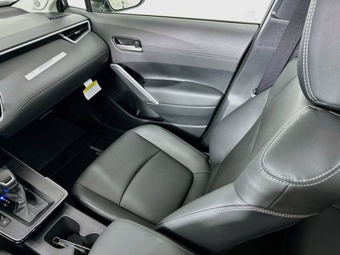 Certified 2026 Toyota Corolla Cross XLE w/ Convenience Package AWD/4WD image 25