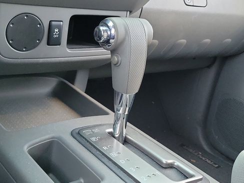 Used 2019 Nissan Frontier SV image 30