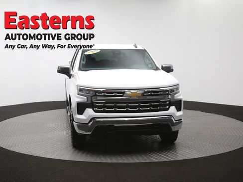 Used 2023 Chevrolet Silverado 1500 LT AWD/4WD image 49