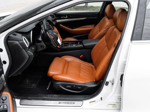 Used 2020 Nissan Maxima Platinum w/ Reserve Package FWD image 4