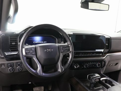 Used 2023 Chevrolet Silverado 1500 RST image 8