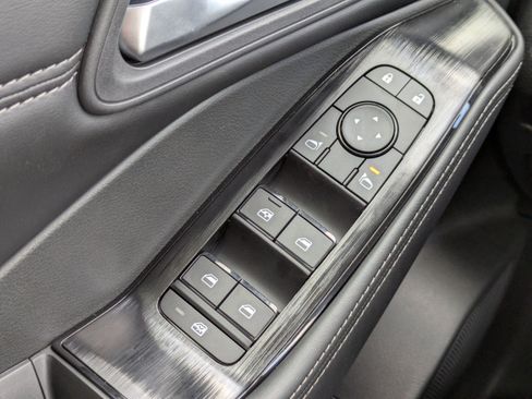 New 2026 Nissan Rogue SV FWD image 26