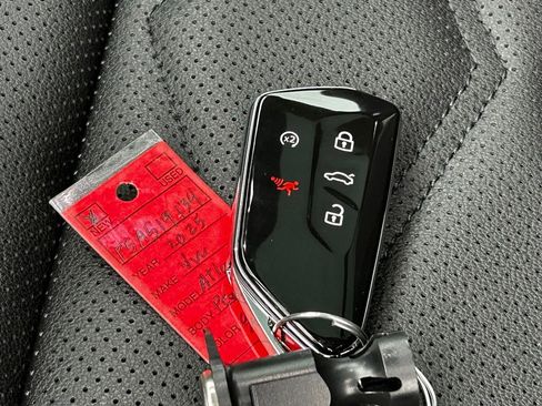 Used 2025 Volkswagen Atlas Peak Edition SE image 50