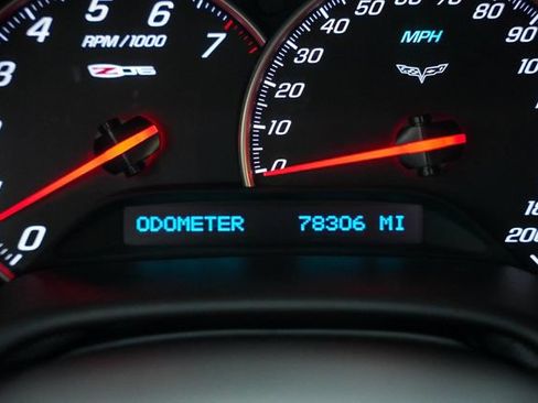 Used 2007 Chevrolet Corvette Z06 w/ Preferred Equipment Group RWD image 5