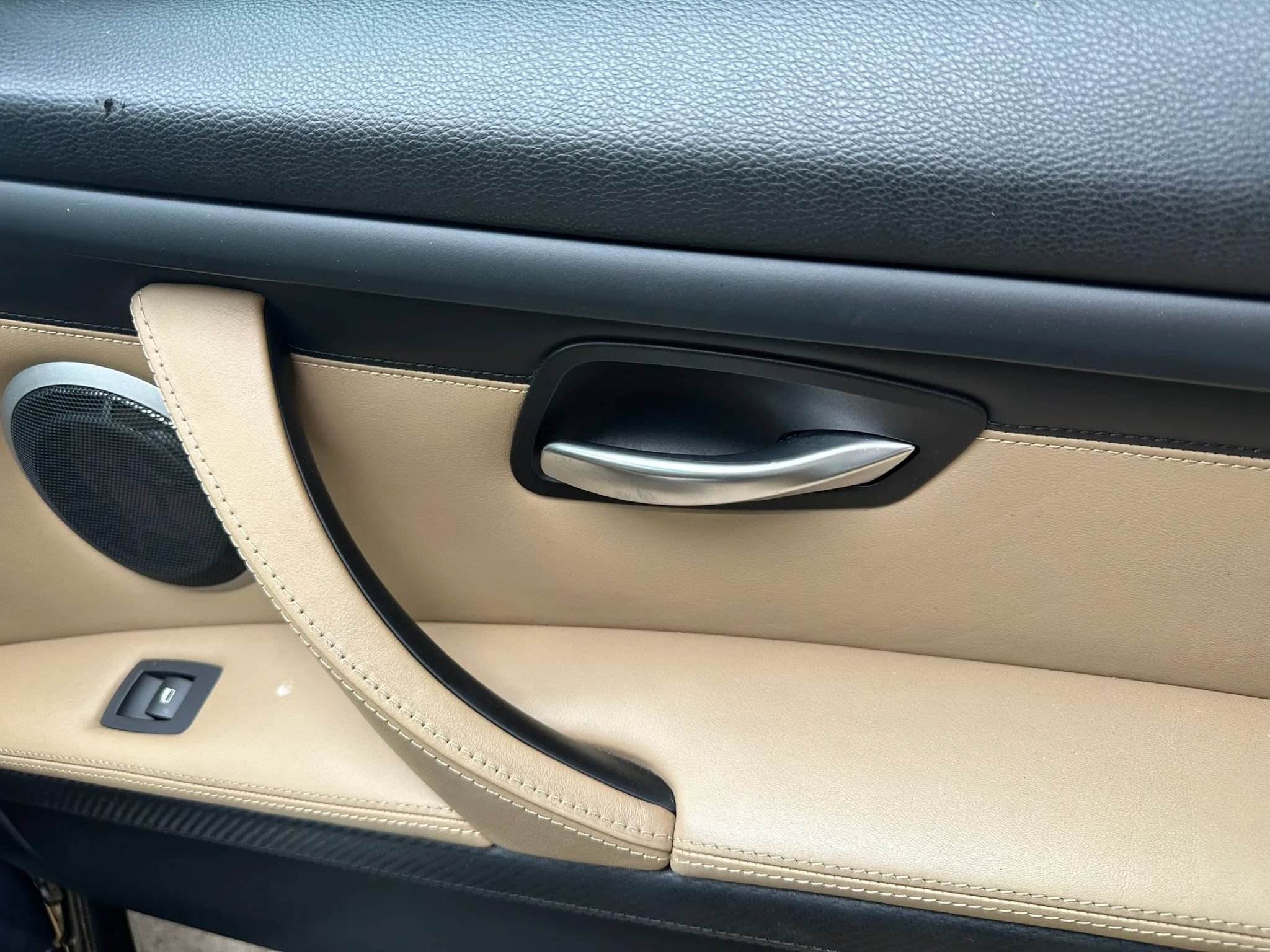 Used 2013 BMW M3 Convertible RWD image 14
