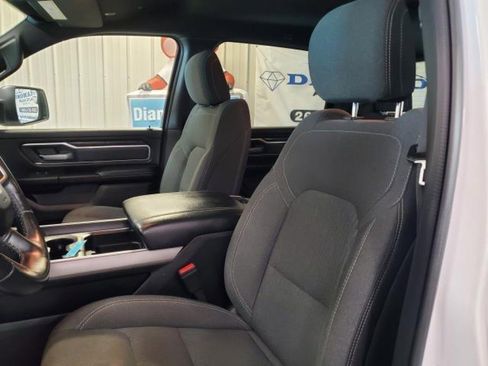 Used 2019 RAM 1500 Big Horn AWD/4WD image 14