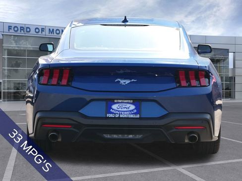 Used 2024 Ford Mustang Coupe image 5