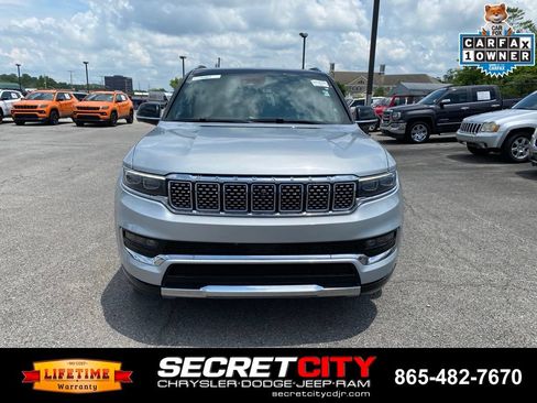 Used 2023 Jeep Grand Wagoneer Series II AWD/4WD image 2