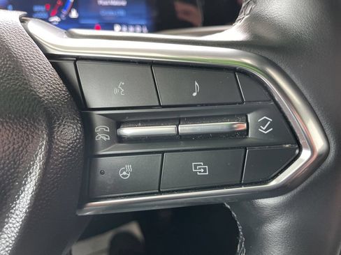 Used 2025 Chevrolet Equinox LT AWD/4WD image 11