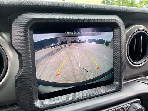 Used 2021 Jeep Wrangler Unlimited Sport image 14