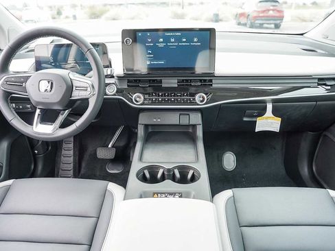 New 2026 Honda Prologue Touring image 14