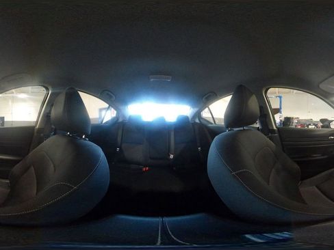 Used 2025 Nissan Altima 2.5 SV image 42