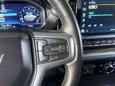 Used 2023 Chevrolet Silverado 1500 LT AWD/4WD image 37