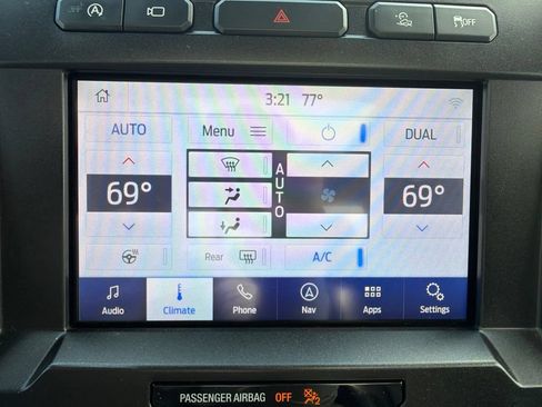 Used 2019 Ford F150 Raptor w/ Equipment Group 802A Luxury AWD/4WD image 23