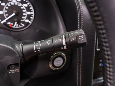 Used 2022 Nissan Armada Platinum RWD image 31