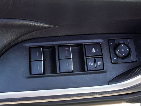 Certified 2025 Toyota RAV4 XLE Premium AWD/4WD image 20