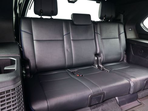 Used 2025 Toyota Sequoia Platinum image 18