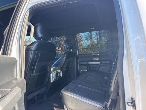Used 2017 Ford F250 Platinum w/ Platinum Ultimate Package image 12