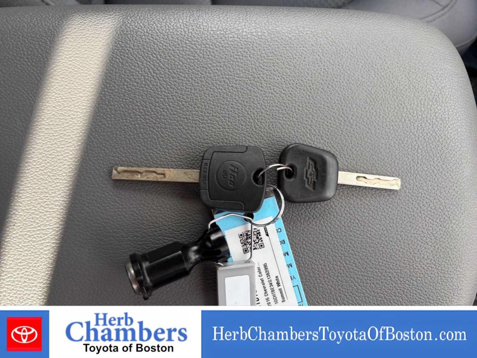 Used 2016 Chevrolet Colorado W/T AWD/4WD image 9