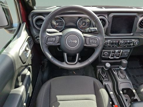 Certified 2022 Jeep Wrangler Unlimited Sport w/ Sun And Sound Package image 12