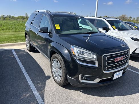 Used 2017 GMC Acadia Limited SLT AWD/4WD image 3