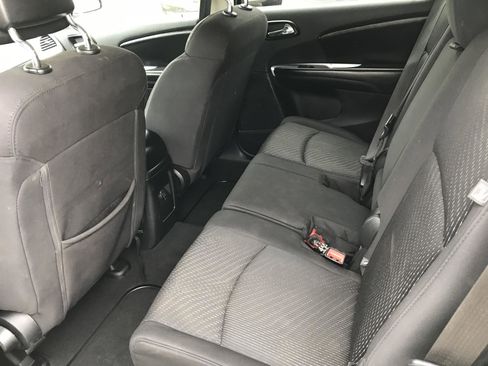 Used 2013 Dodge Journey SE FWD image 16