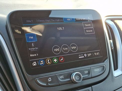 Used 2023 Chevrolet Malibu LT image 17