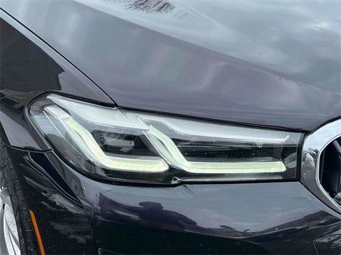 Used 2022 BMW 530i xDrive w/ Convenience Package image 8