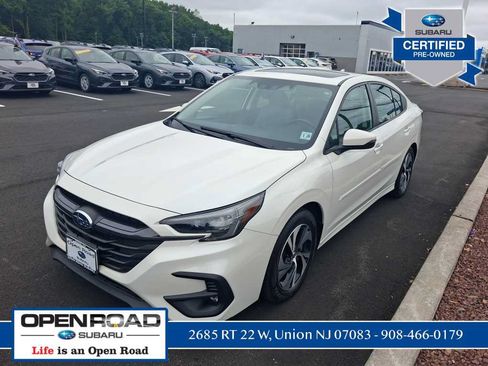 Used 2023 Subaru Legacy Premium AWD/4WD image 3