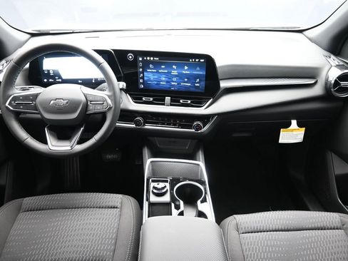 New 2026 Chevrolet Equinox LT w/ Midnight Edition AWD/4WD image 18