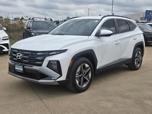 New 2026 Hyundai Tucson SEL image 3