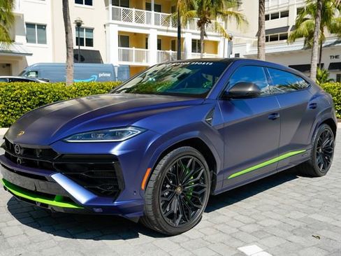 Used 2025 Lamborghini Urus SE image 9