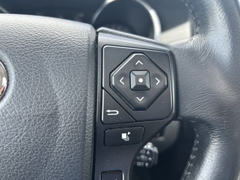 Used 2020 Toyota Sequoia Limited w/ Safety & Convenience Package AWD/4WD image 25