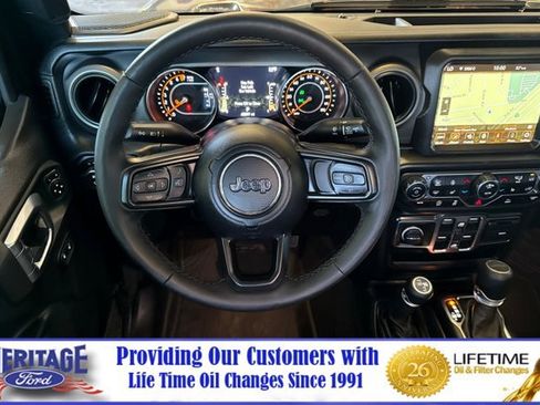 Used 2022 Jeep Gladiator Sport AWD/4WD image 14