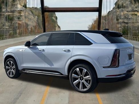 New 2026 Cadillac Escalade IQ Luxury 1 w/ LPO, Floor Liner Package AWD/4WD image 7