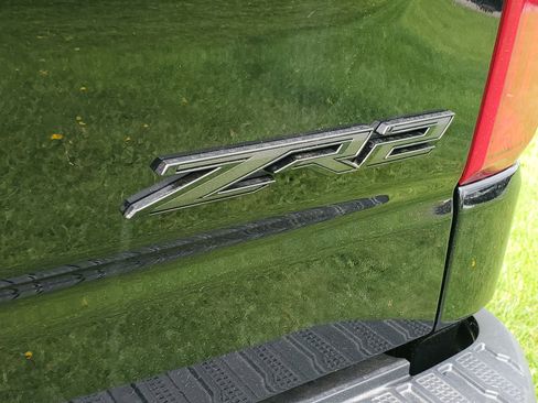 New 2026 Chevrolet Silverado 1500 ZR2 w/ Dark Appearance Package AWD/4WD image 35