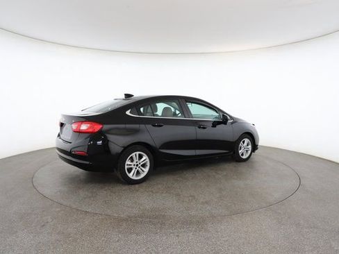 Used 2016 Chevrolet Cruze LT image 19