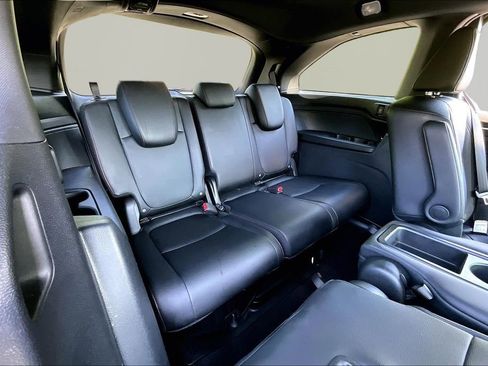 Certified 2025 Honda Odyssey Sport-L image 17