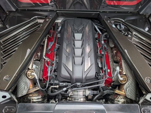 Used 2023 Chevrolet Corvette Stingray Premium Cpe w/ Z51 Performance Package RWD image 30